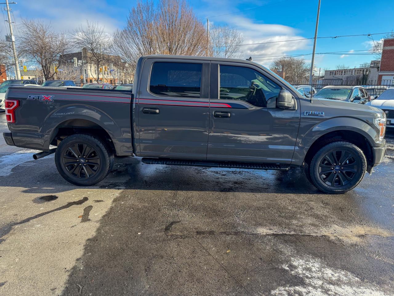 2020 Ford F-150 XL-4WD/SuperCrew/SXT SPORT/CAMERA/2.7L/5.5" BOX Photo