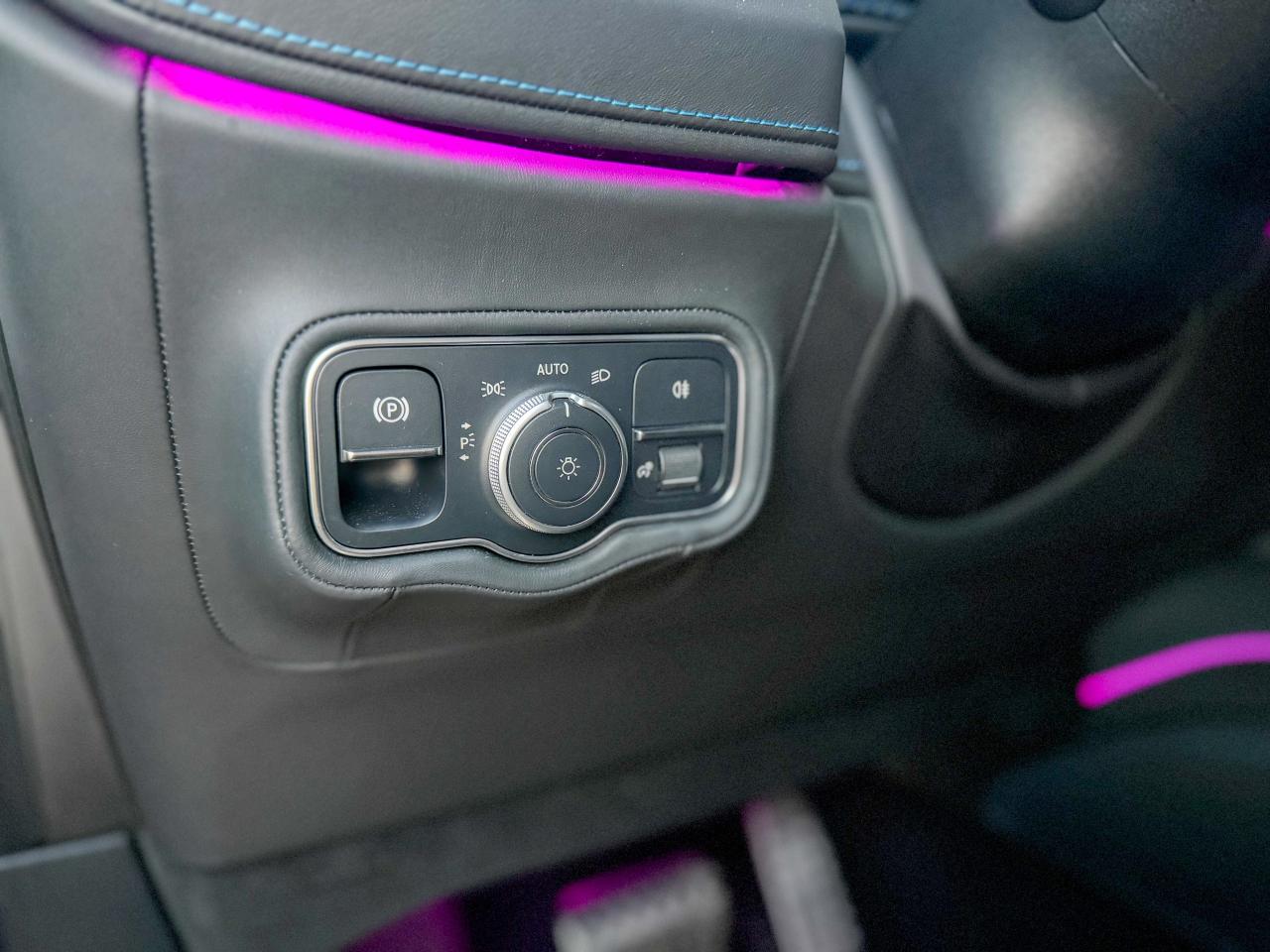 2025 Mercedes-Benz G-Class G 580e   NO LUXURY TAXES ... Photo