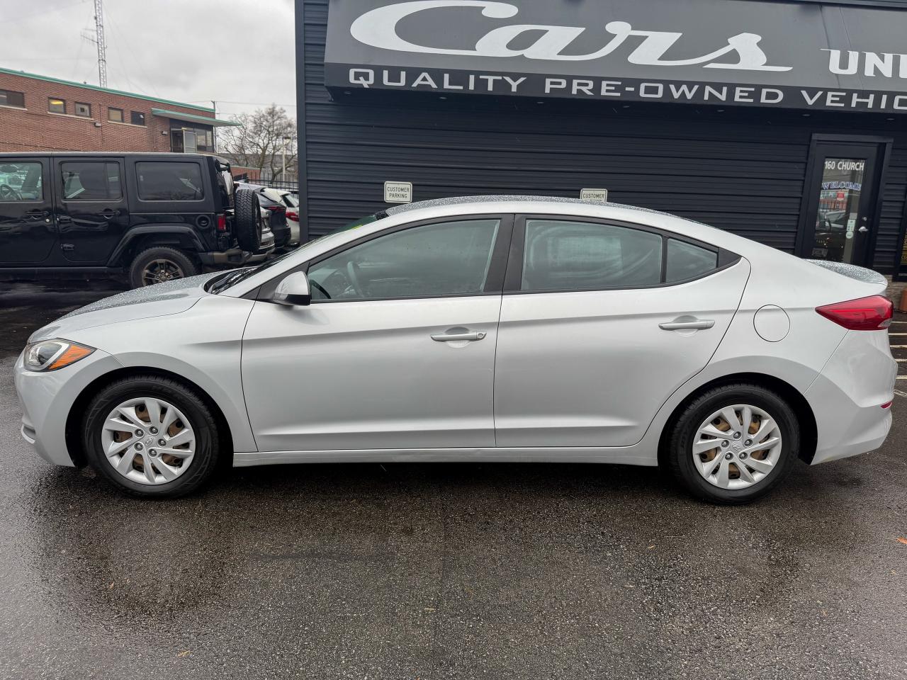 2017 Hyundai Elantra LE/LOW KM/NO ACCIDENTS/HEATED SEATS/FUEL EFFICIENT Photo