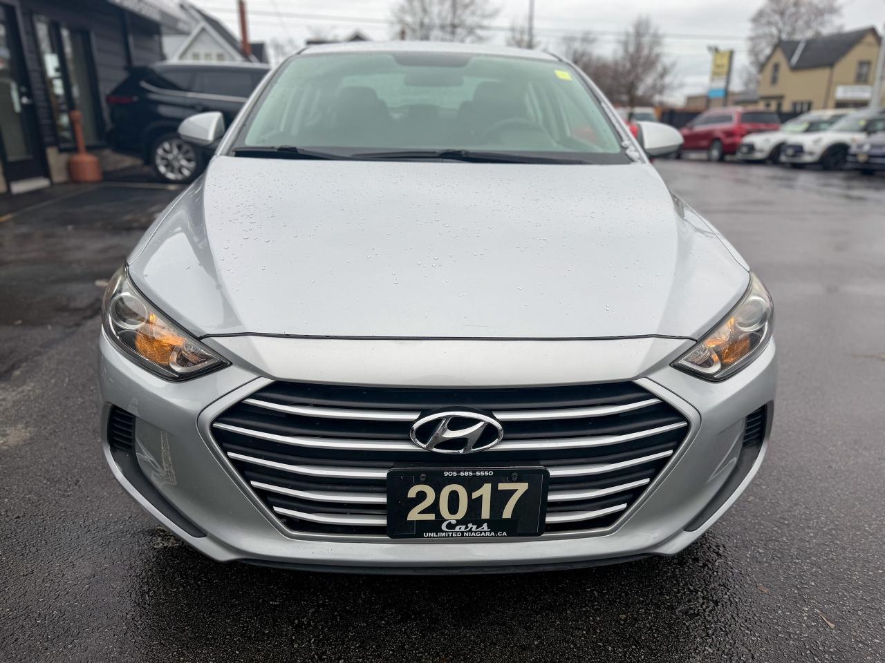 2017 Hyundai Elantra LE/LOW KM/NO ACCIDENTS/HEATED SEATS/FUEL EFFICIENT Photo