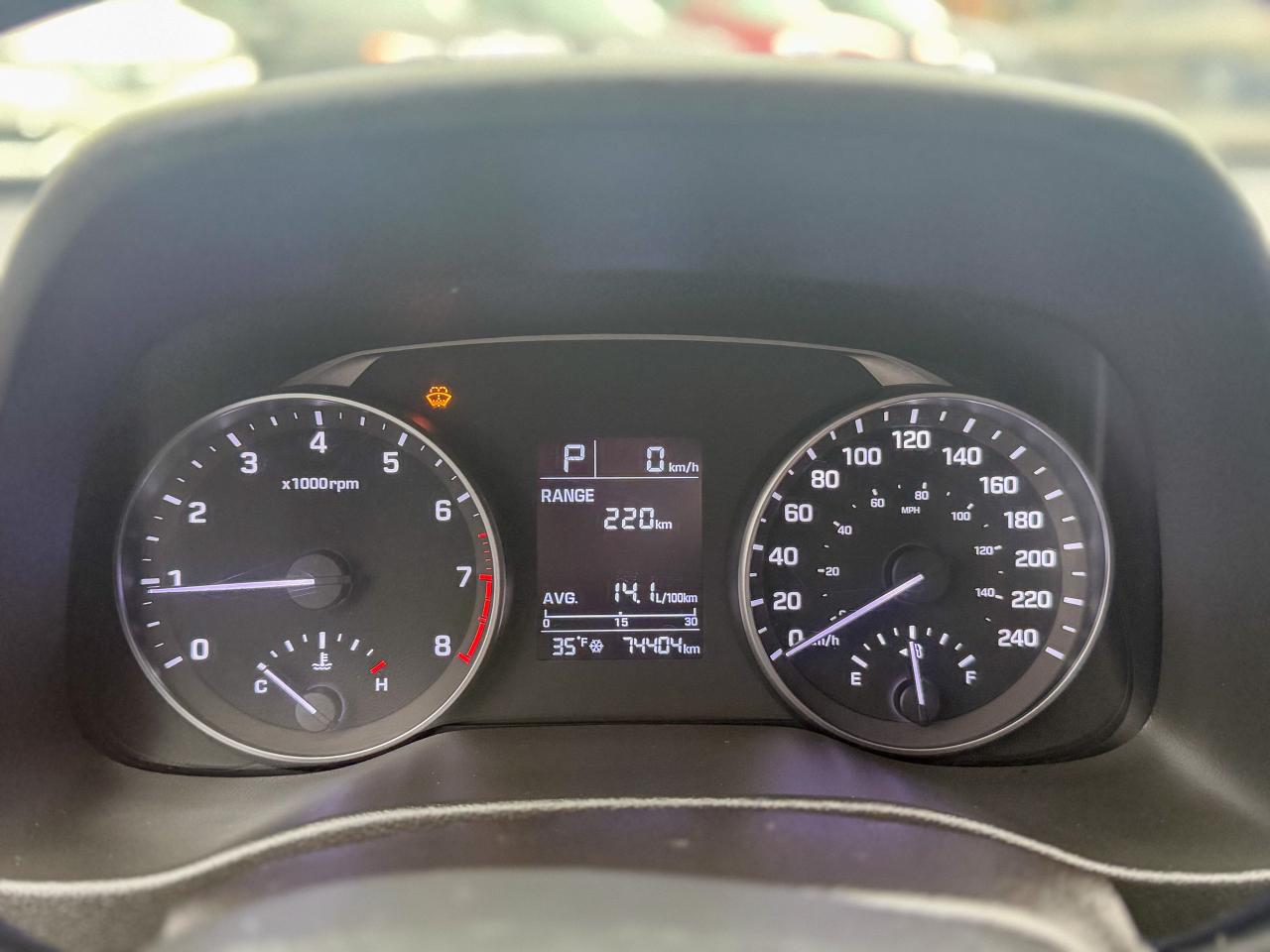 2017 Hyundai Elantra LE/LOW KM/NO ACCIDENTS/HEATED SEATS/FUEL EFFICIENT Photo