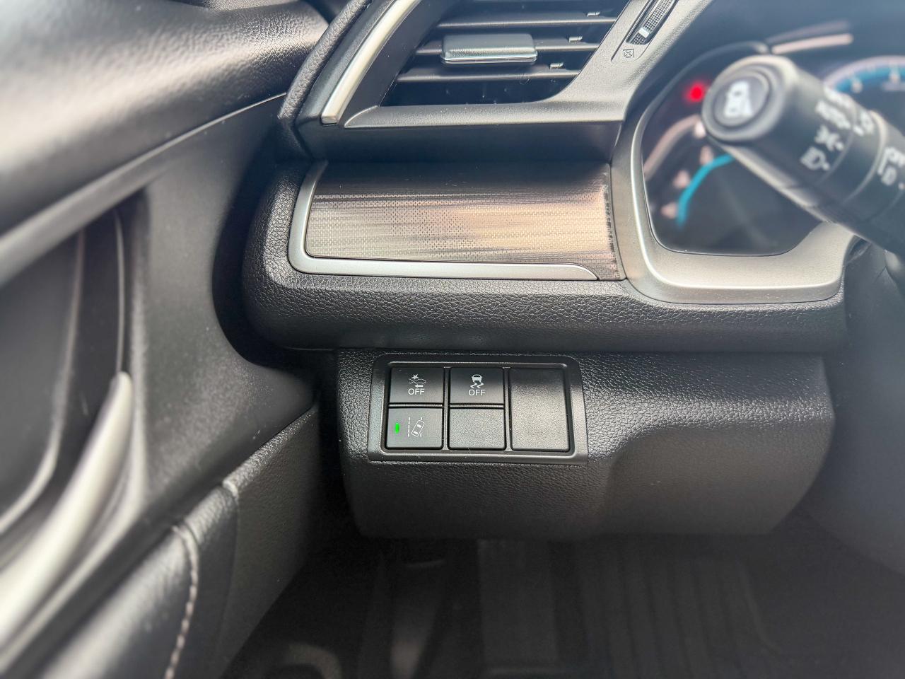 2020 Honda Civic Sedan Touring/NAVI/ROOF/CAMERA/REMOTE/BLACK RIMS/1.5L Photo