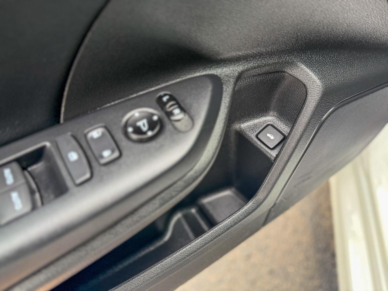 2020 Honda Civic Sedan Touring/NAVI/ROOF/CAMERA/REMOTE/BLACK RIMS/1.5L Photo