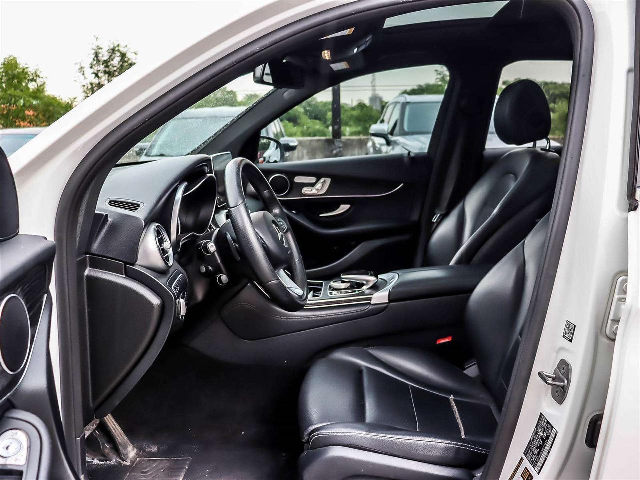 2018 Mercedes-Benz GLC SAFETY CERTIFIED Photo