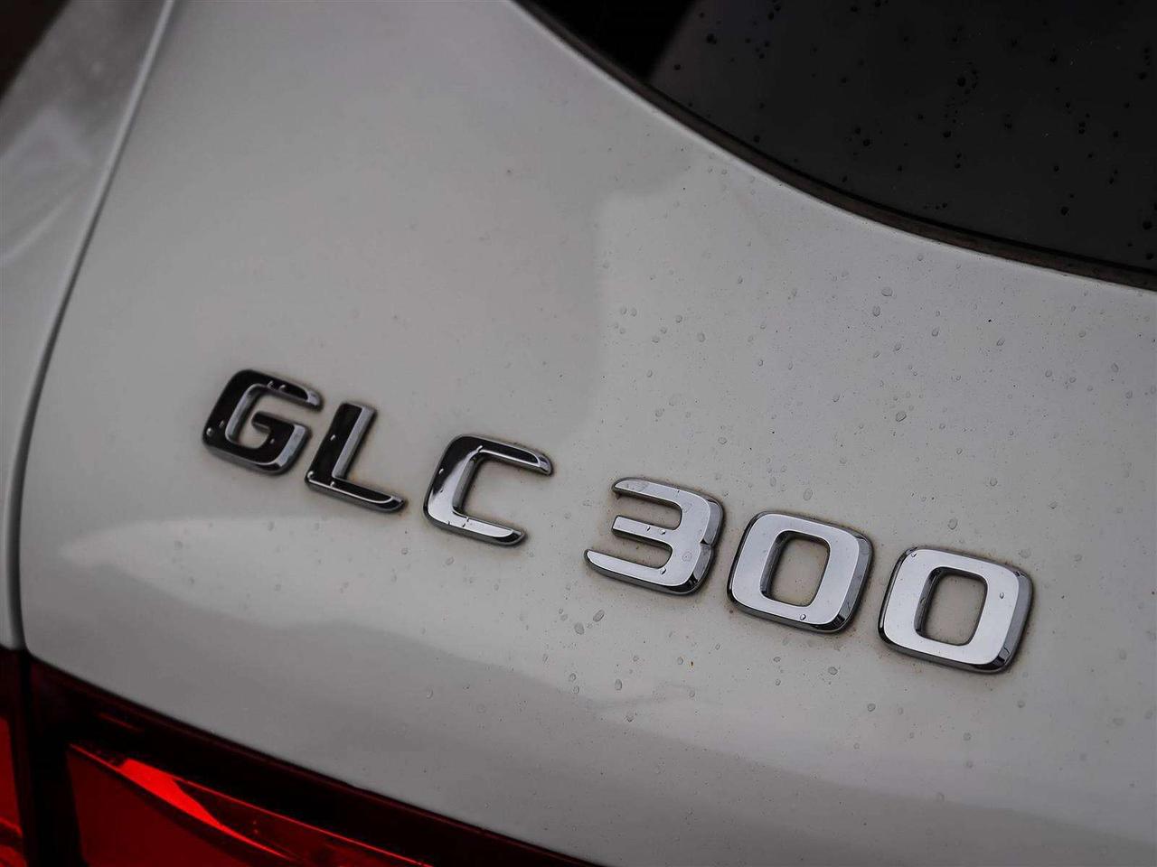 2018 Mercedes-Benz GLC SAFETY CERTIFIED Photo