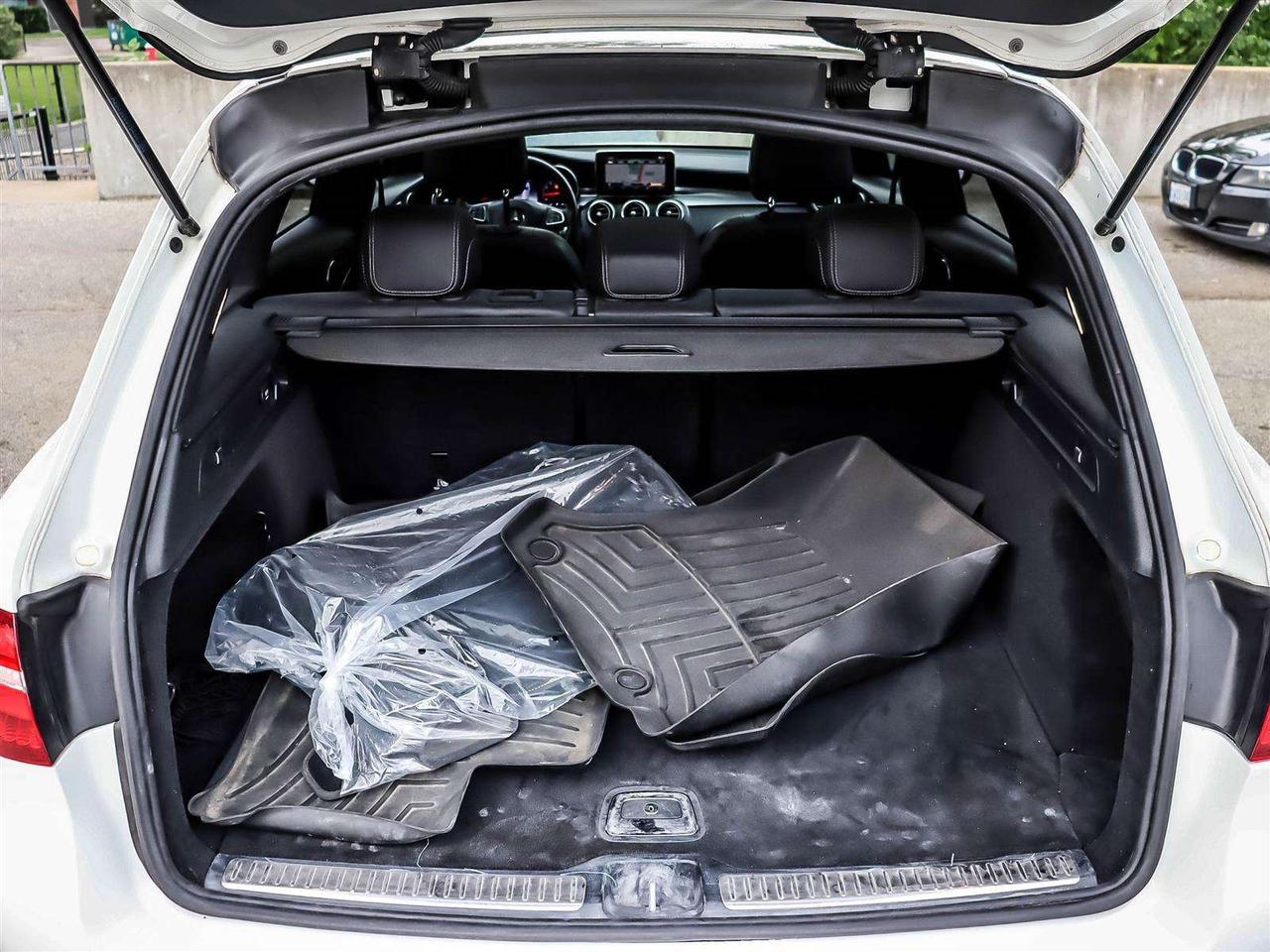 2018 Mercedes-Benz GLC SAFETY CERTIFIED Photo