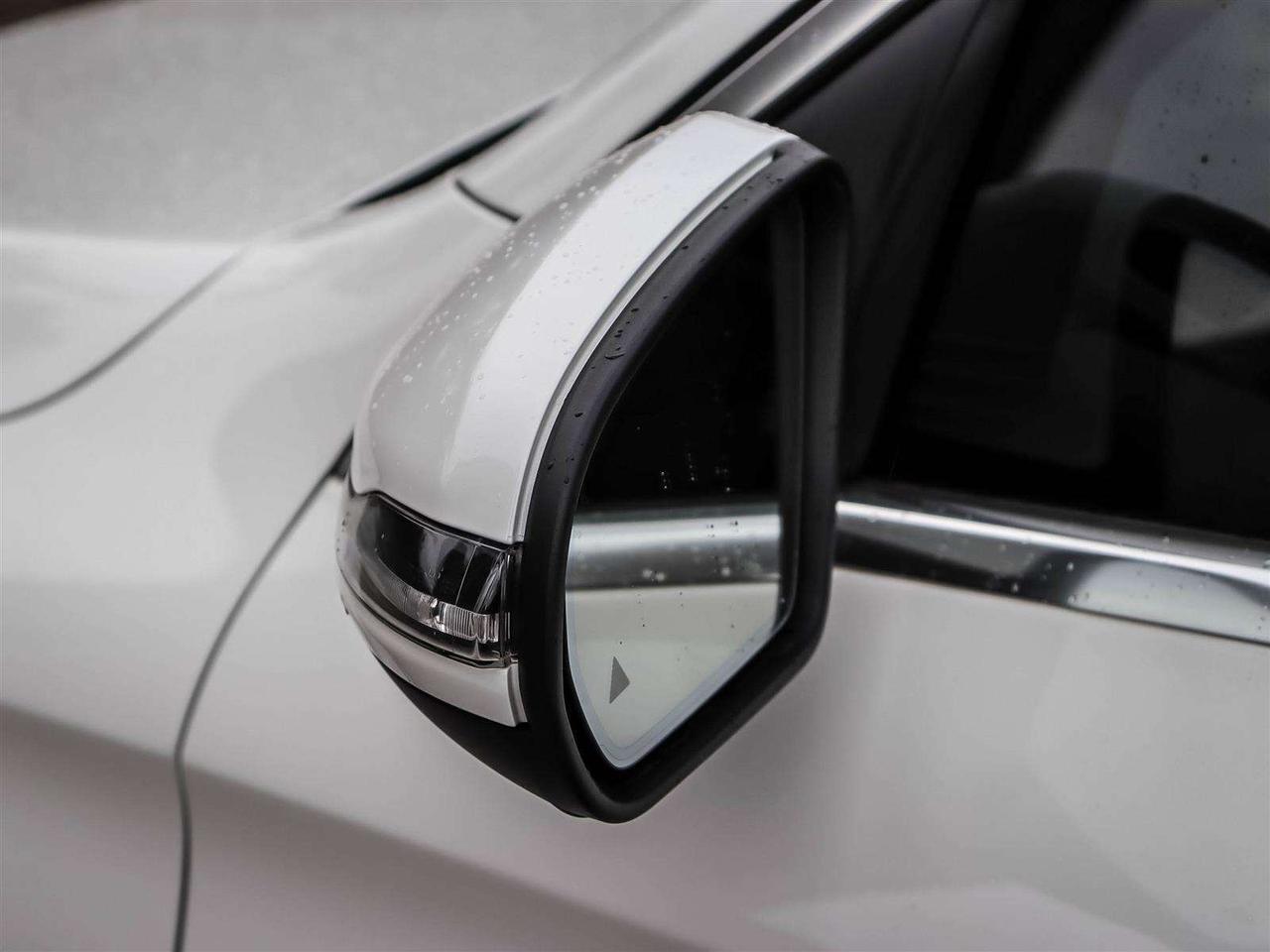 2018 Mercedes-Benz GLC SAFETY CERTIFIED Photo