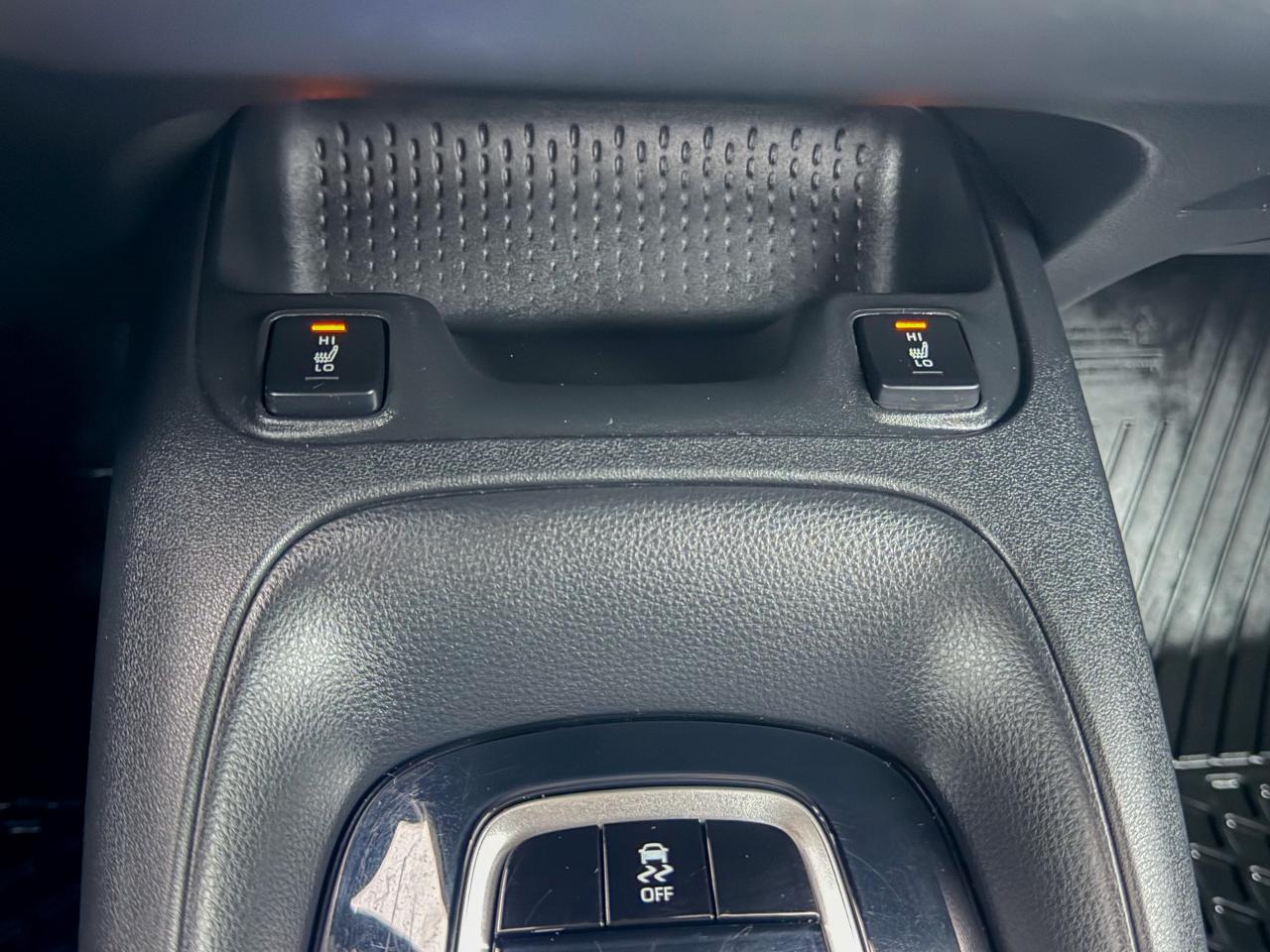 2021 Toyota Corolla LE/REMOTE/CAMERA/NO ACCIDENTS/ACC/LANE ASSIST Photo