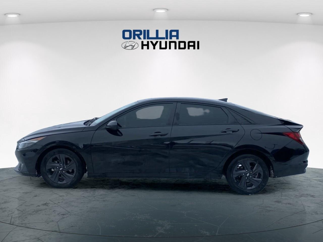 2022 Hyundai Elantra Preferred IVT w/Sun & Tech Package Photo