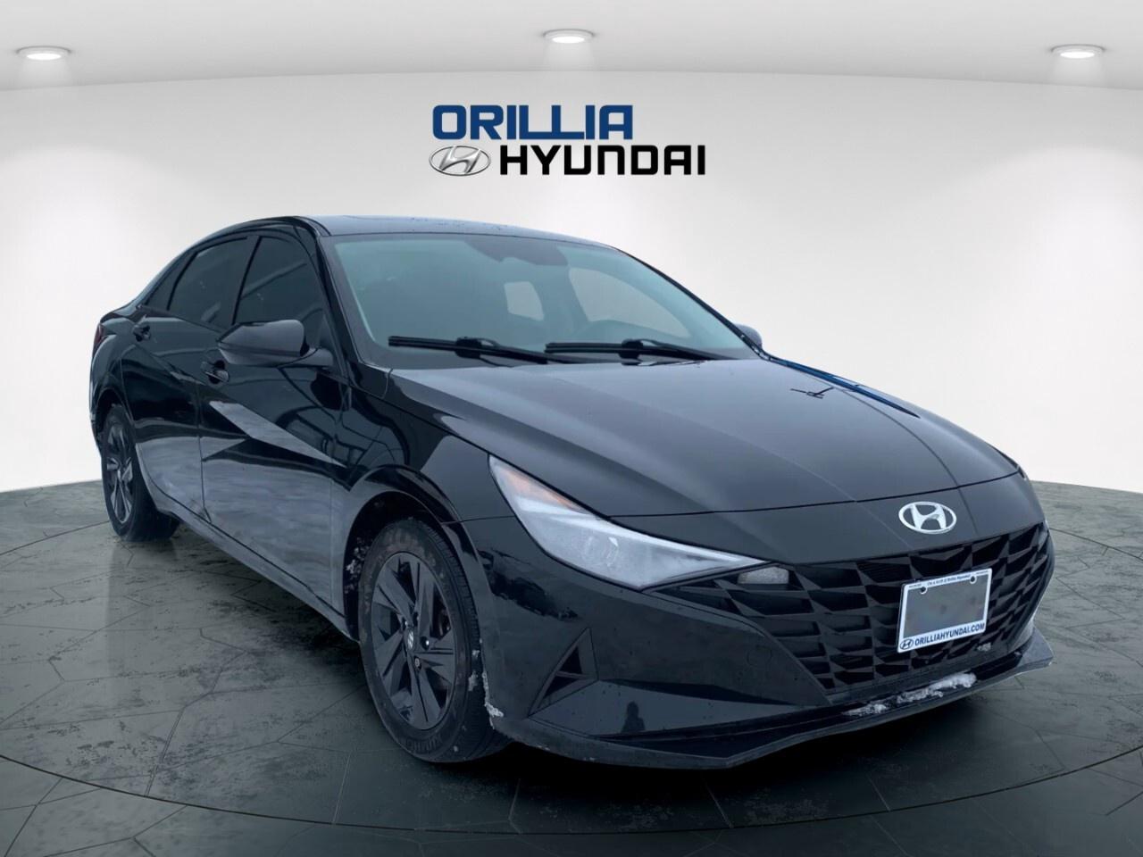 2022 Hyundai Elantra Preferred IVT w/Sun & Tech Package Photo