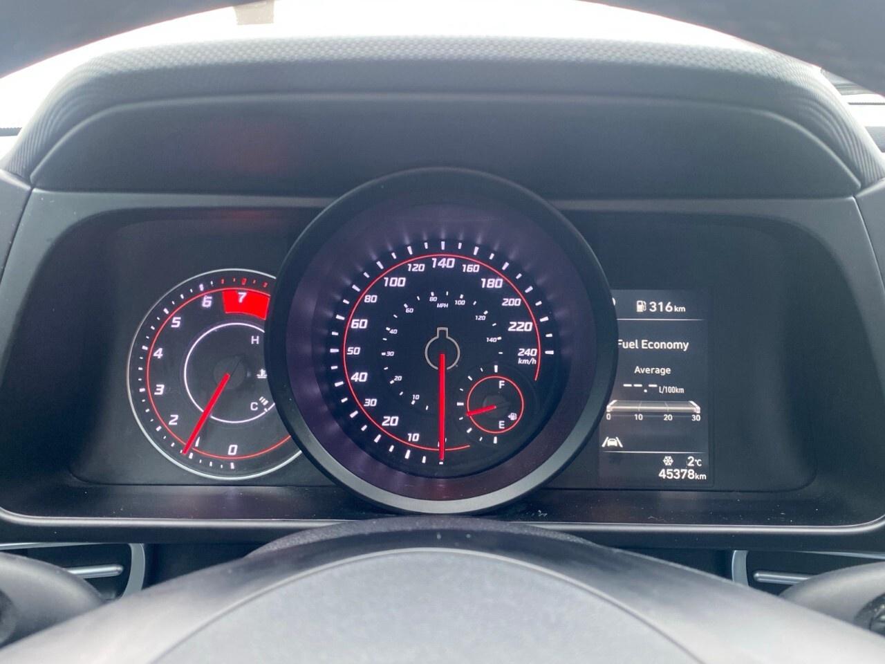 2022 Hyundai Elantra Preferred IVT w/Sun & Tech Package Photo