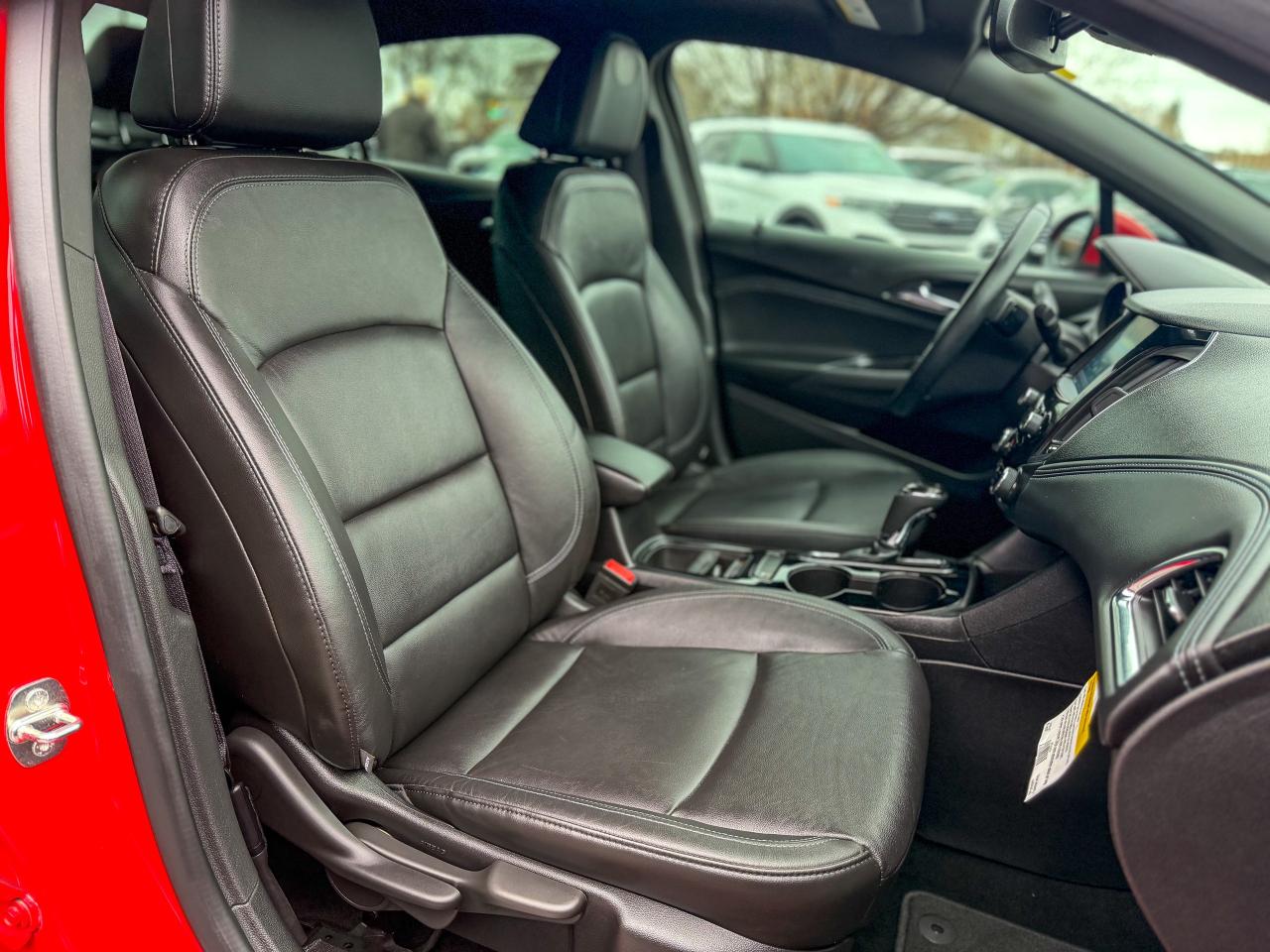 2016 Chevrolet Cruze Premier/NAVI/BSM/REMOTE/ROOF/CAMERA/ACC/LOW KM Photo