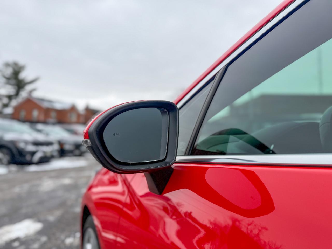 2016 Chevrolet Cruze Premier/NAVI/BSM/REMOTE/ROOF/CAMERA/ACC/LOW KM Photo