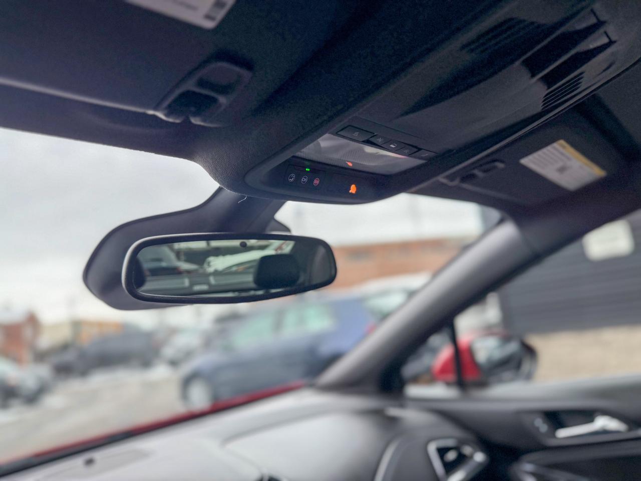 2016 Chevrolet Cruze Premier/NAVI/BSM/REMOTE/ROOF/CAMERA/ACC/LOW KM Photo