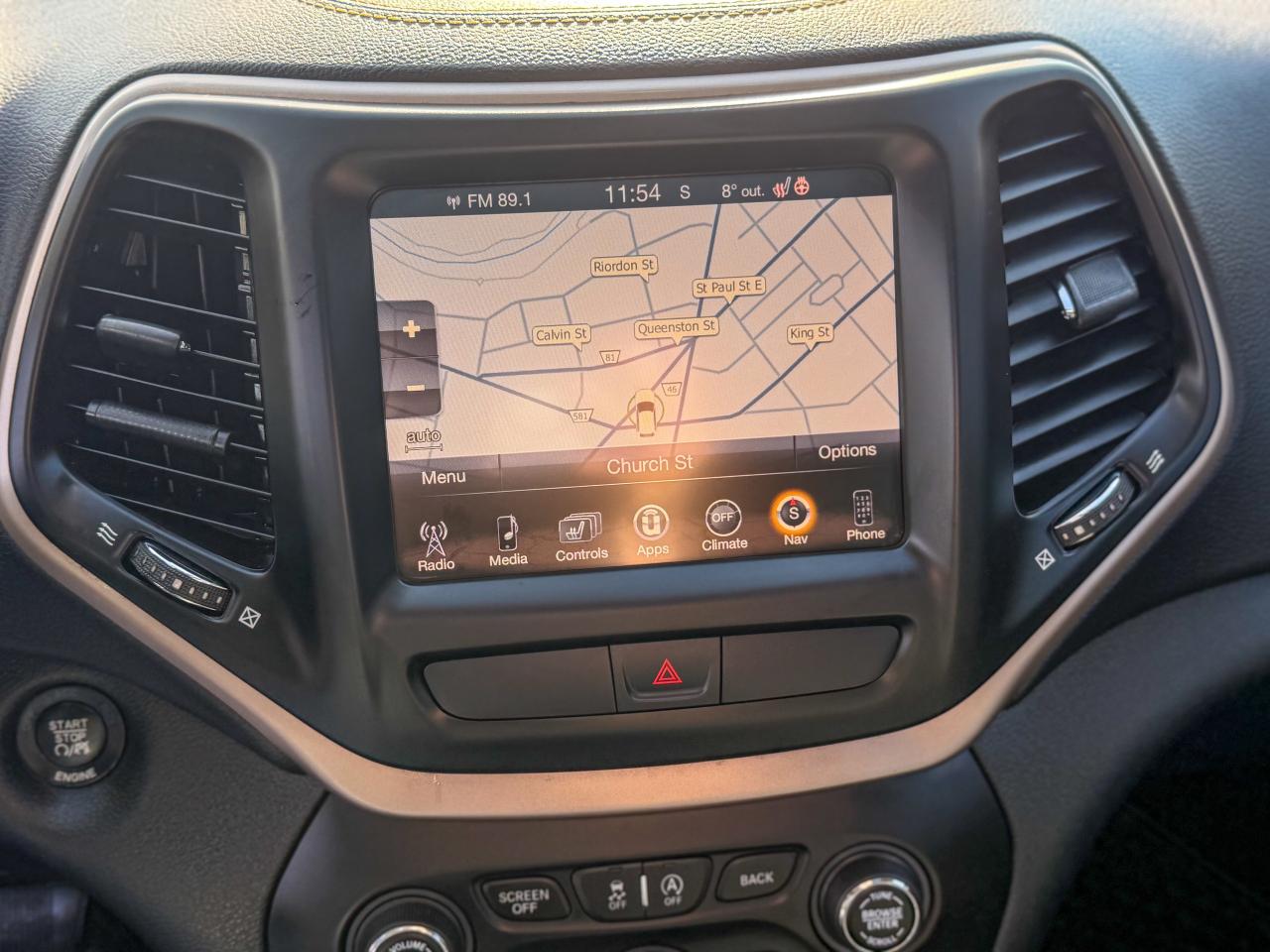 2016 Jeep Cherokee Limited-4WD/NAVI/CAMERA/PANO/REMOTE/LEATHER/2.4 L Photo