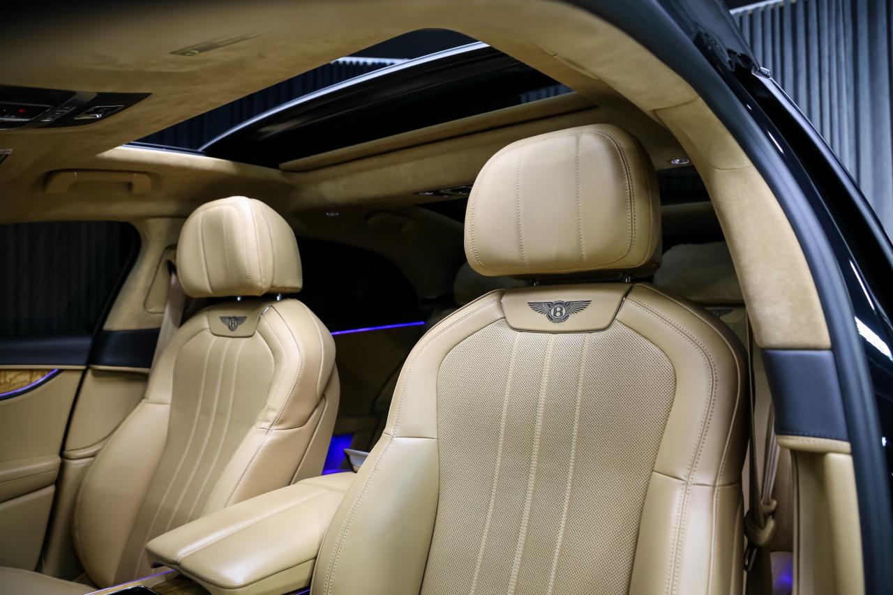 2020 Bentley Flying Spur W12 TOURING SPECIFICATION 626HP  NOACCIDENT TANINT Photo