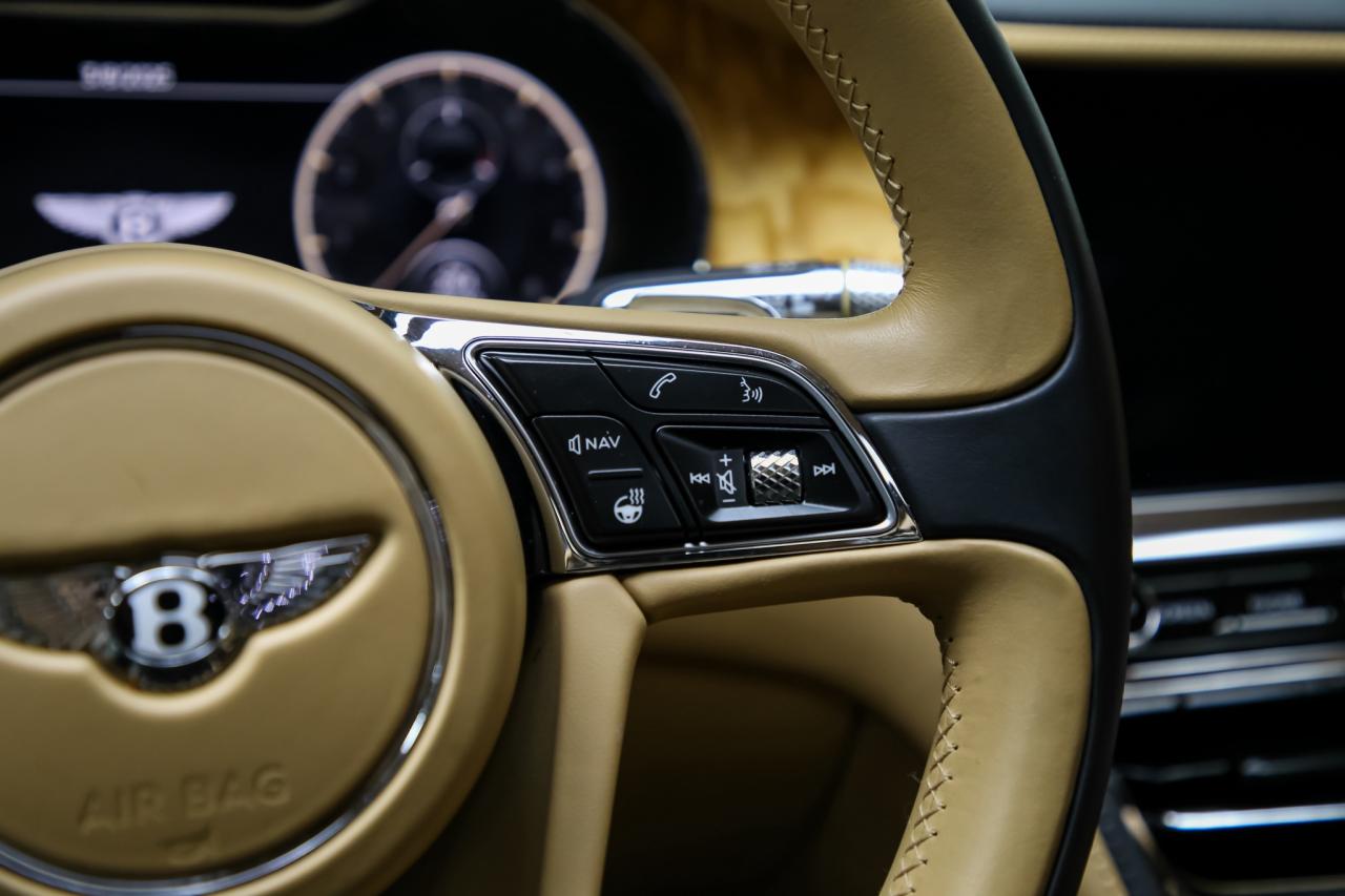 2020 Bentley Flying Spur W12 TOURING SPECIFICATION 626HP  NOACCIDENT TANINT Photo