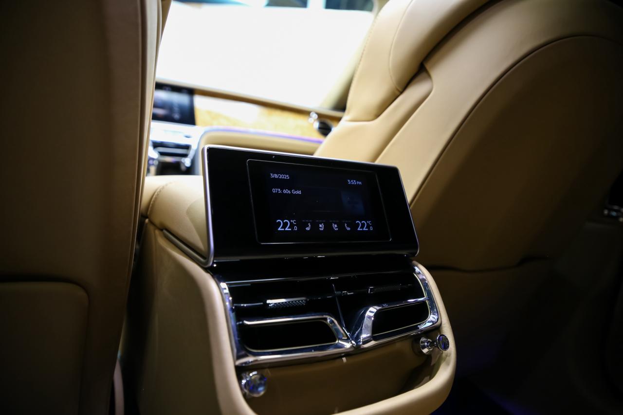 2020 Bentley Flying Spur W12 TOURING SPECIFICATION 626HP  NOACCIDENT TANINT Photo