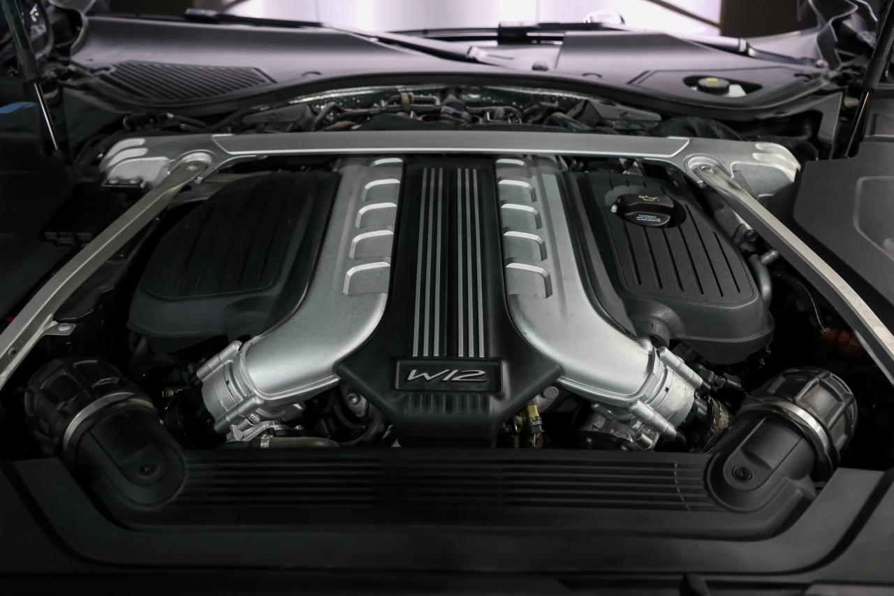 2020 Bentley Flying Spur W12 TOURING SPECIFICATION 626HP  NOACCIDENT TANINT Photo