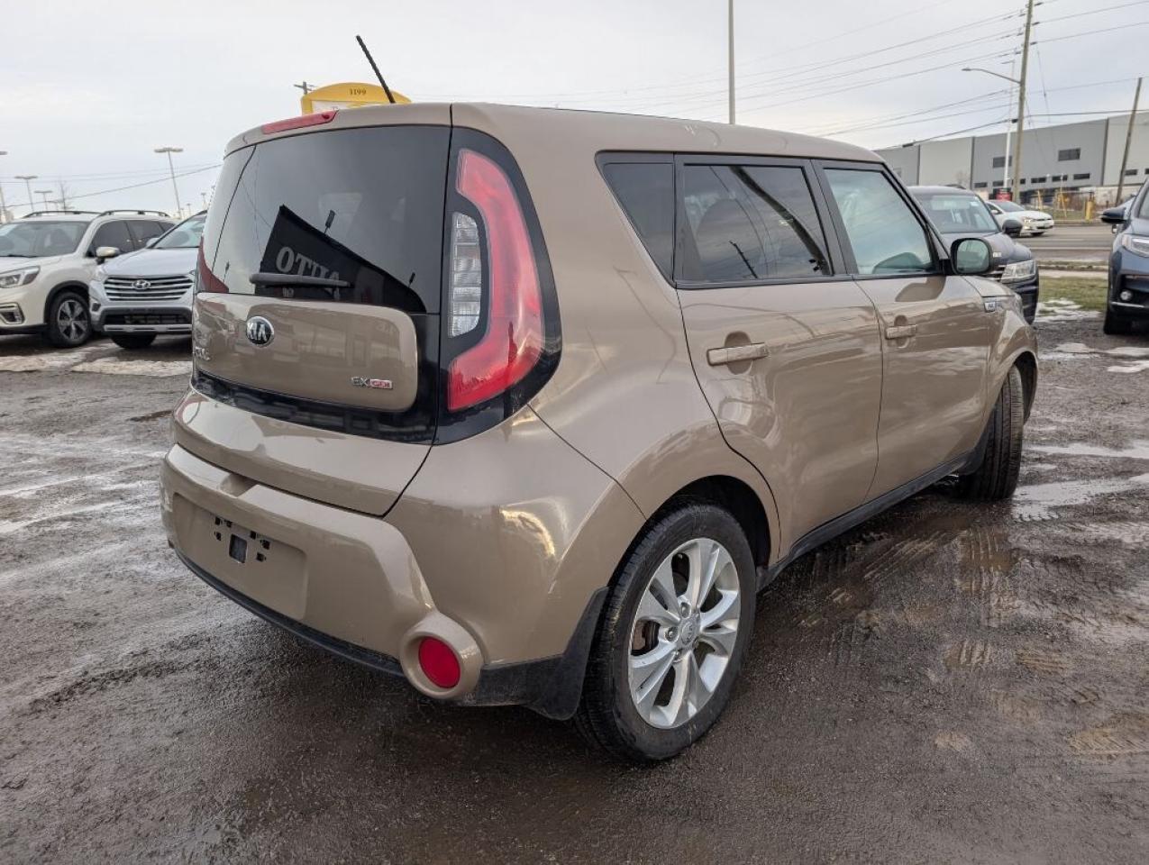 2016 Kia Soul EX   HTD SEATS   BLUETOOTH Photo