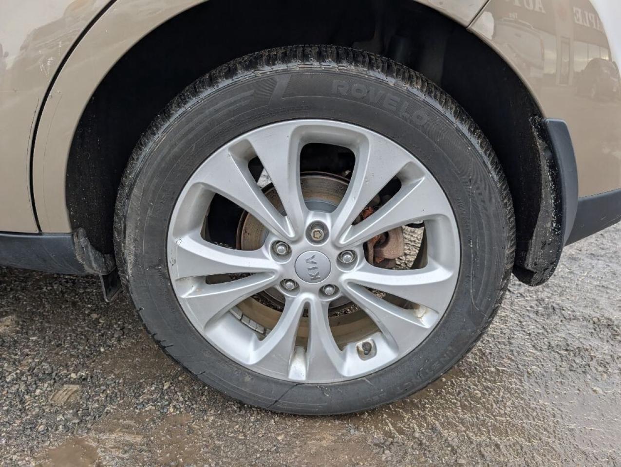 2016 Kia Soul EX   HTD SEATS   BLUETOOTH Photo