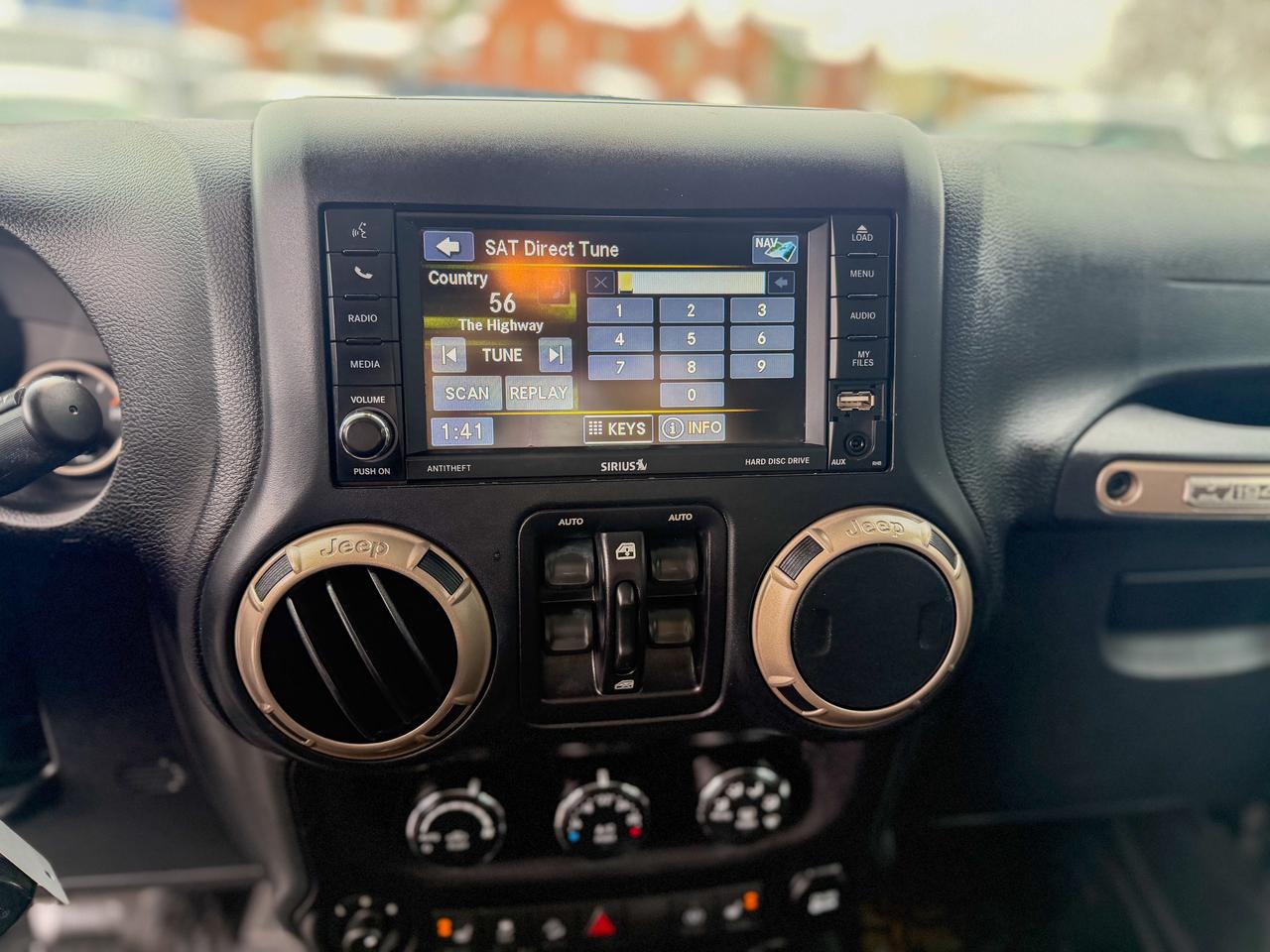 2017 Jeep WRANGLER UNLIMITED 4WD/75th Anniversary/1 OWNER/NAVI/HARD TOP/REMOTE Photo