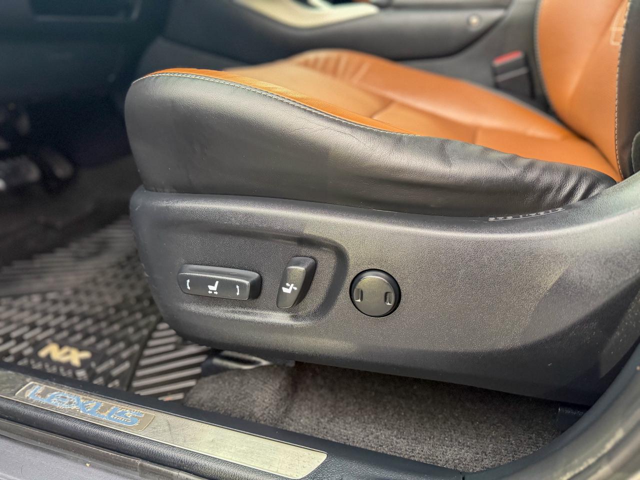 2017 Lexus NX 200t AWD/NAVI/BSM/CAMERA/ROOF/LANE ASSIST/NO ACCIDENTS Photo