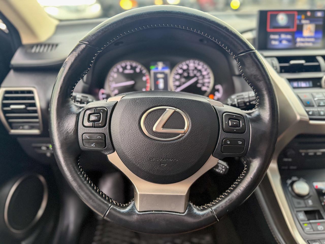 2017 Lexus NX 200t AWD/NAVI/BSM/CAMERA/ROOF/LANE ASSIST/NO ACCIDENTS Photo