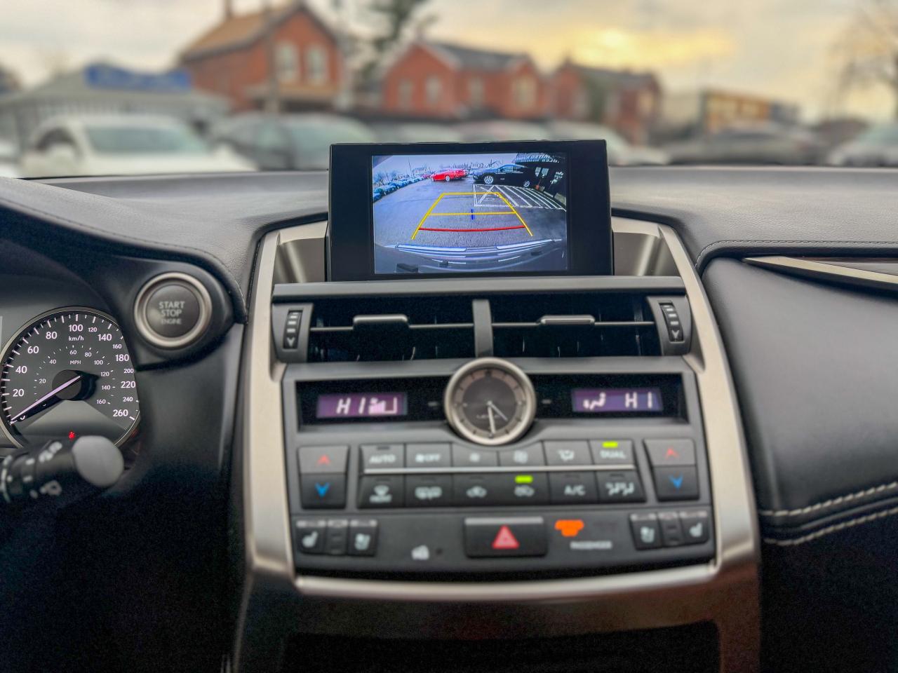 2017 Lexus NX 200t AWD/NAVI/BSM/CAMERA/ROOF/LANE ASSIST/NO ACCIDENTS Photo