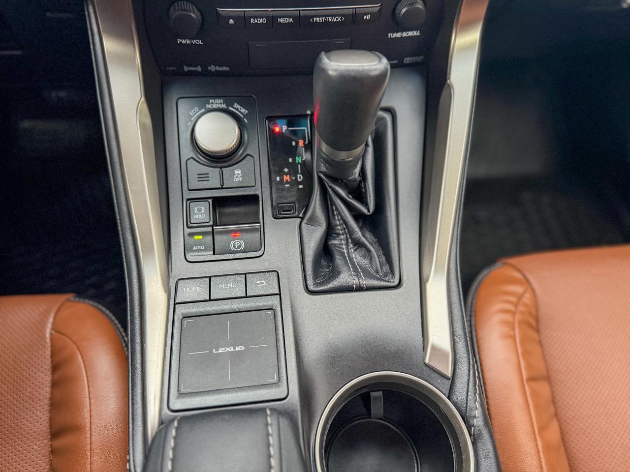 2017 Lexus NX 200t AWD/NAVI/BSM/CAMERA/ROOF/LANE ASSIST/NO ACCIDENTS Photo