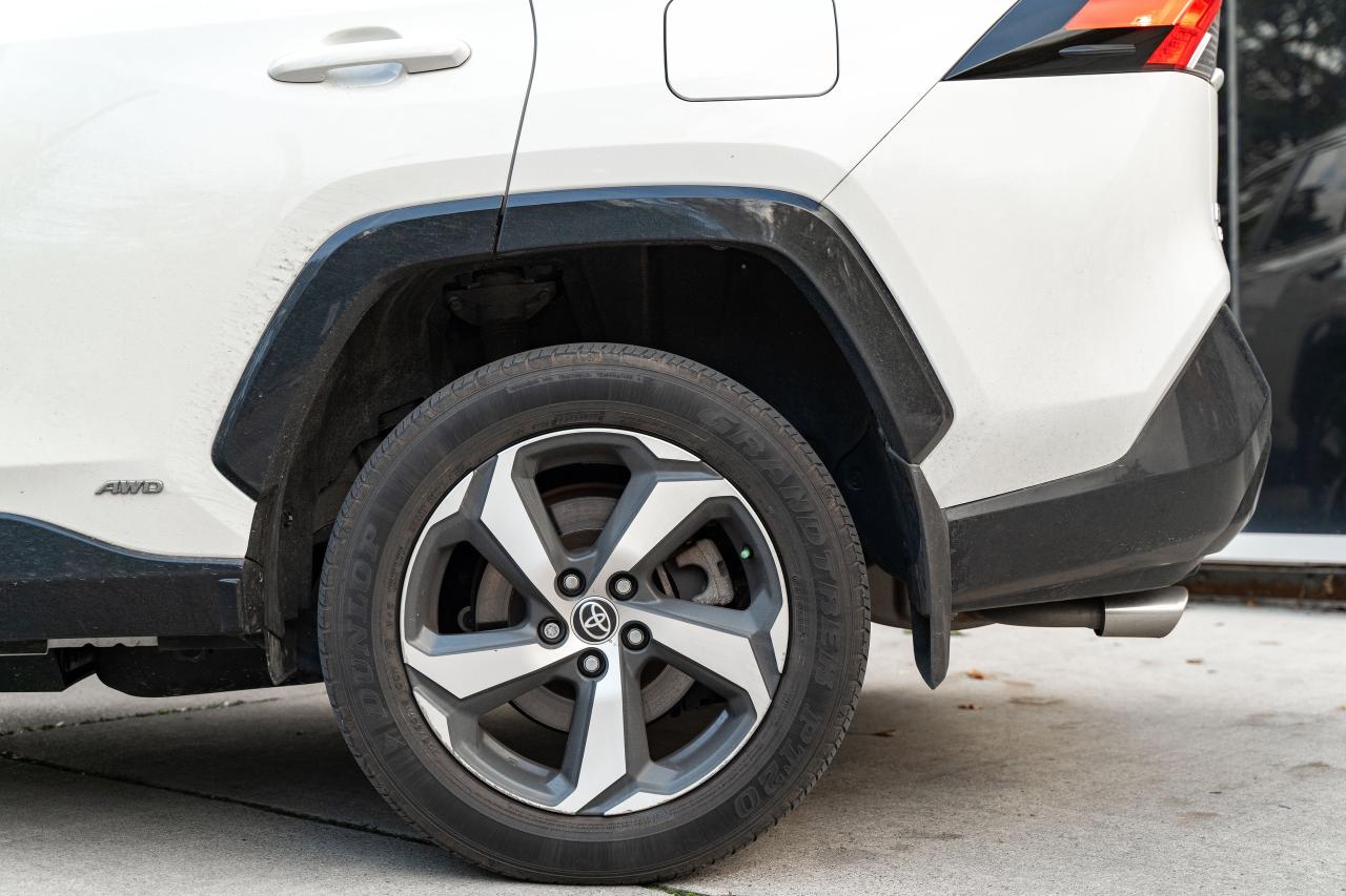 2023 Toyota RAV4 Prime SE Pkg Fuel Sipper Safety Certified Welcome Trades Photo