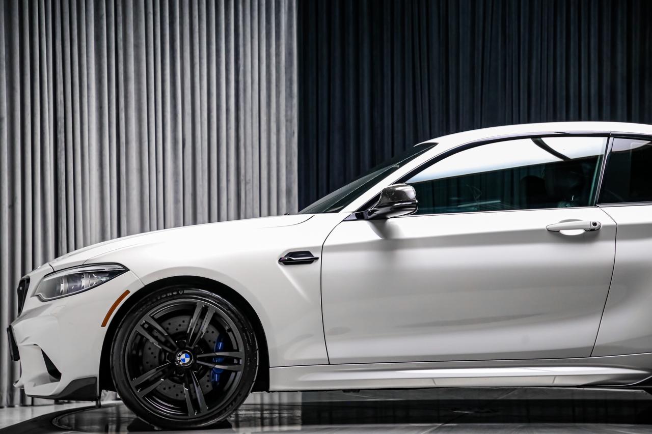 2018 BMW M2 M2 MANUAL 365HP  M.PERF.EXHAUST NAV CAM SHADOWLINE Photo