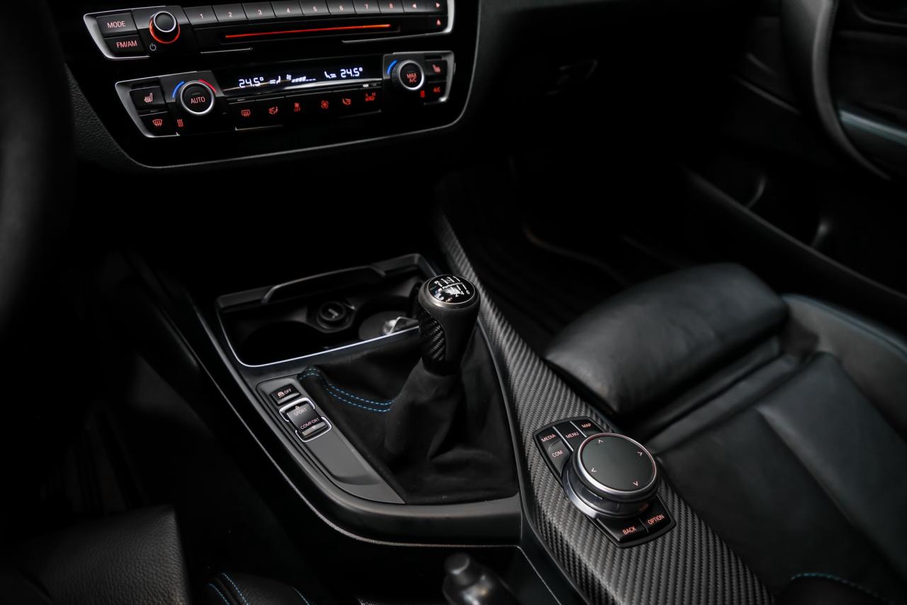 2018 BMW M2 M2 MANUAL 365HP  M.PERF.EXHAUST NAV CAM SHADOWLINE Photo