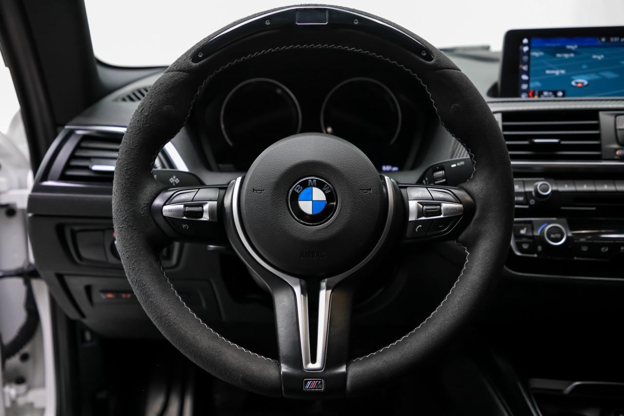 2018 BMW M2 M2 MANUAL 365HP  M.PERF.EXHAUST NAV CAM SHADOWLINE Photo