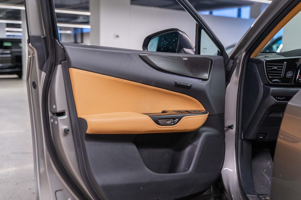 2025 Lexus NX 350h Executive Pkg Fuel Sipper Welcome Trades Photo