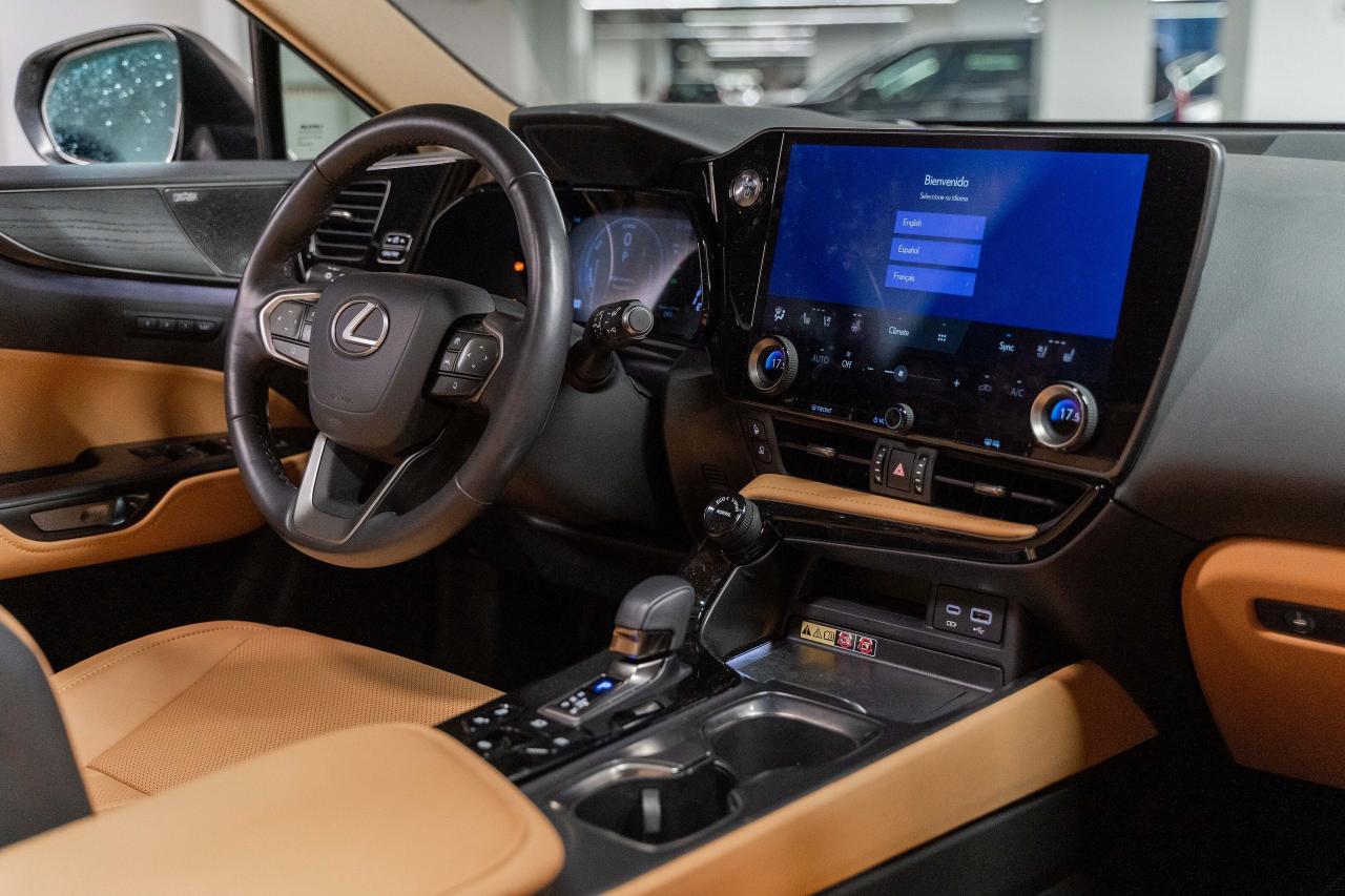 2025 Lexus NX 350h Executive Pkg Fuel Sipper Welcome Trades Photo