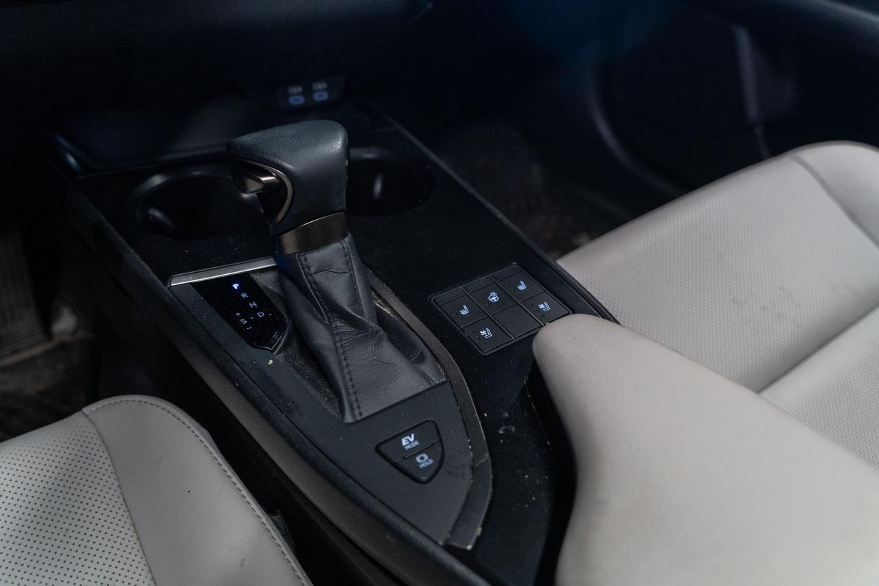 2024 Lexus UX Premium Pkg Safety Certified Welcome Trades Photo