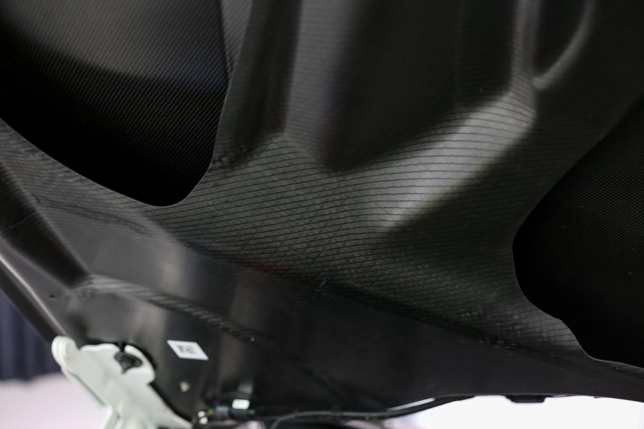 2020 BMW M2 CS 444HP  CARBONCERAMICBRAKES CARBONROOF NAV Photo