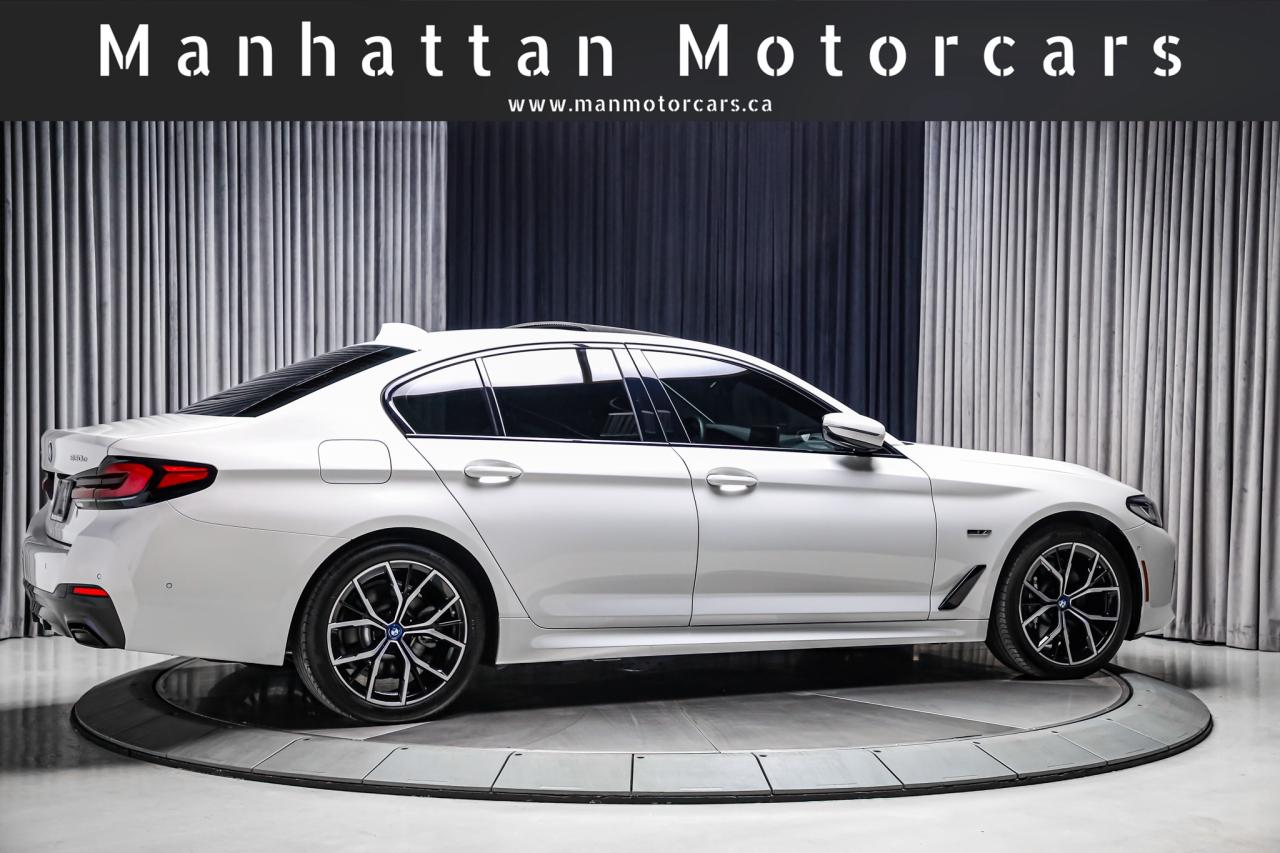 2022 BMW 5 Series 530e xDrive PLUG-IN HYBRID M-SPORT  NAV CAM HUD Photo