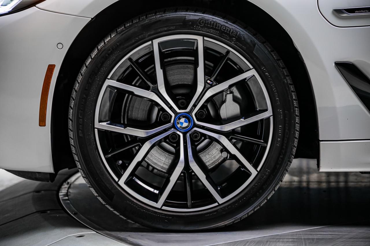 2022 BMW 5 Series 530e xDrive PLUG-IN HYBRID M-SPORT  NAV CAM HUD Photo