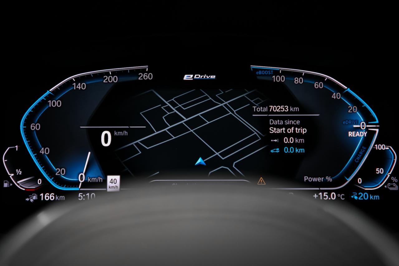 2022 BMW 5 Series 530e xDrive PLUG-IN HYBRID M-SPORT  NAV CAM HUD Photo