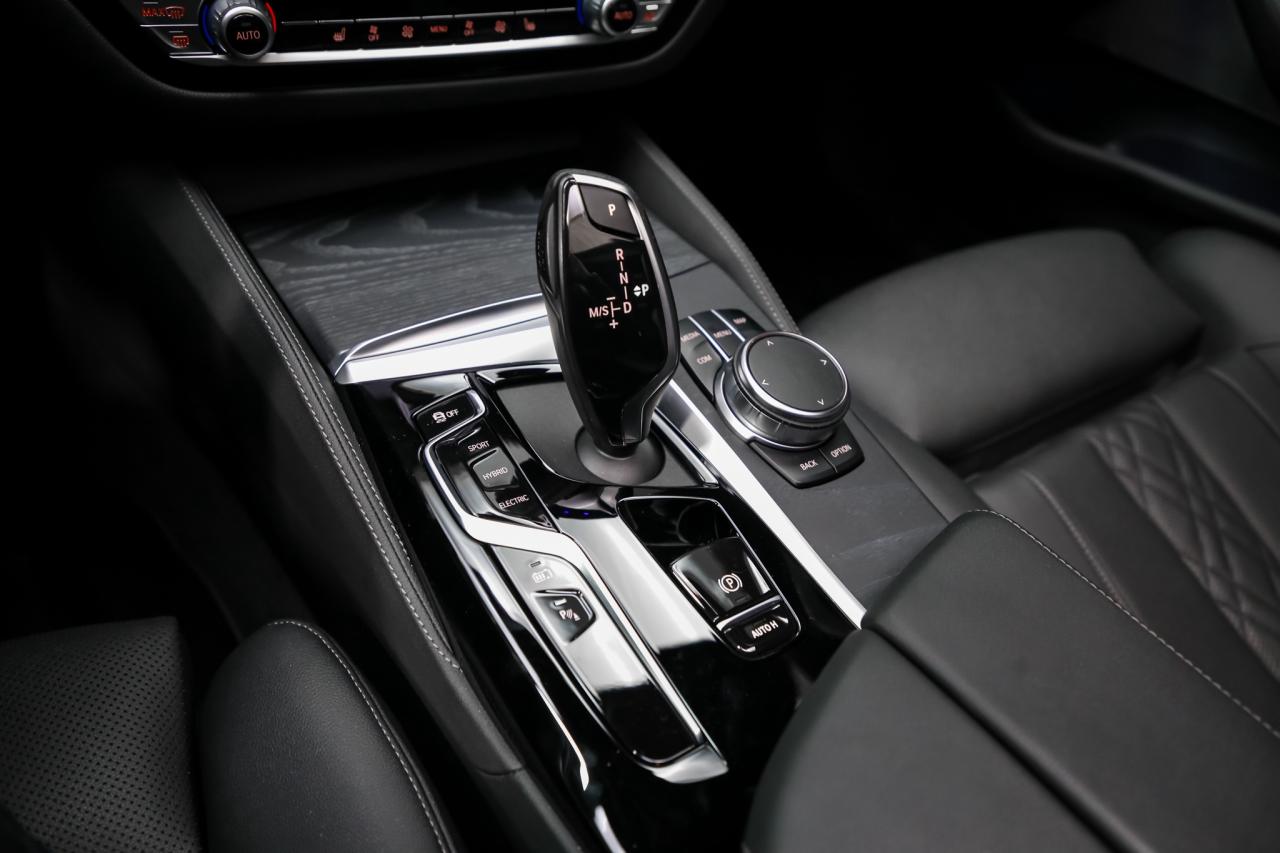 2022 BMW 5 Series 530e xDrive PLUG-IN HYBRID M-SPORT  NAV CAM HUD Photo