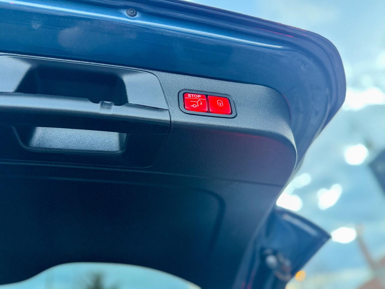 2022 Mercedes-Benz GLB GLB 250 4MATIC SUV Photo