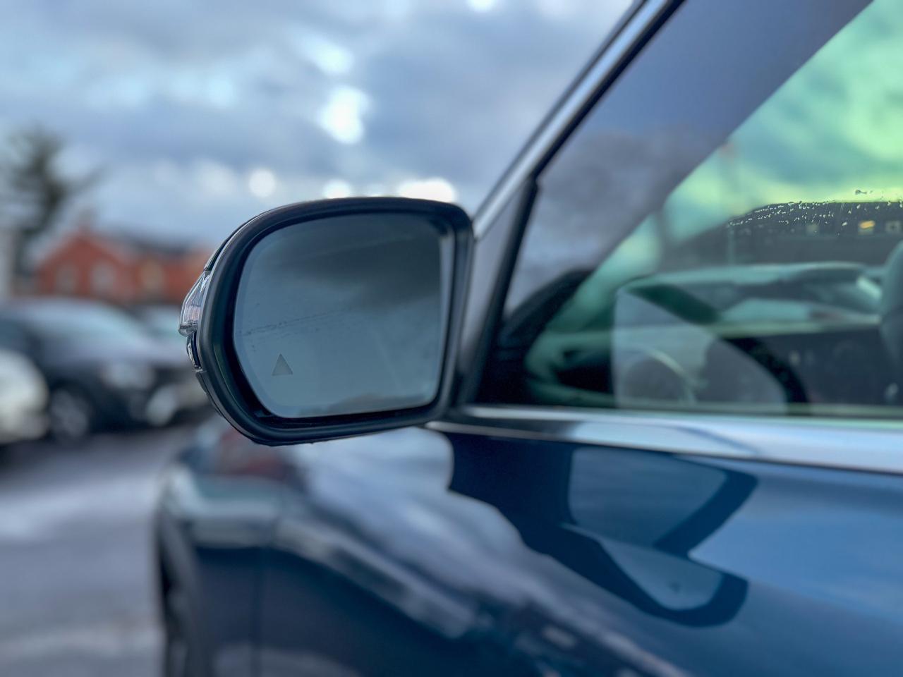 2022 Mercedes-Benz GLB GLB250-4MATIC/BSM/NAVI/360 CAMERA/ROOF/ 2.0 L Photo