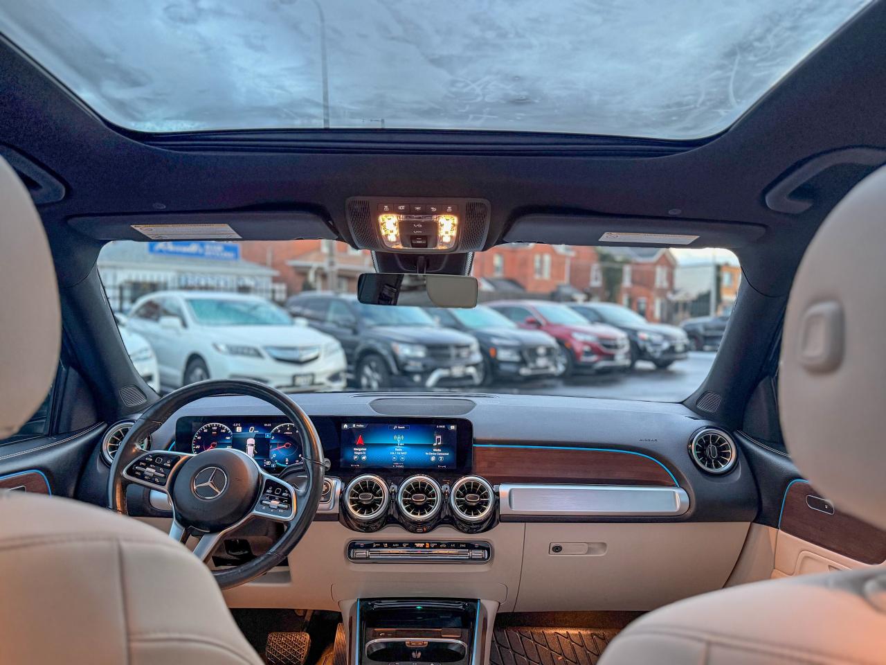 2022 Mercedes-Benz GLB GLB 250 4MATIC SUV Photo