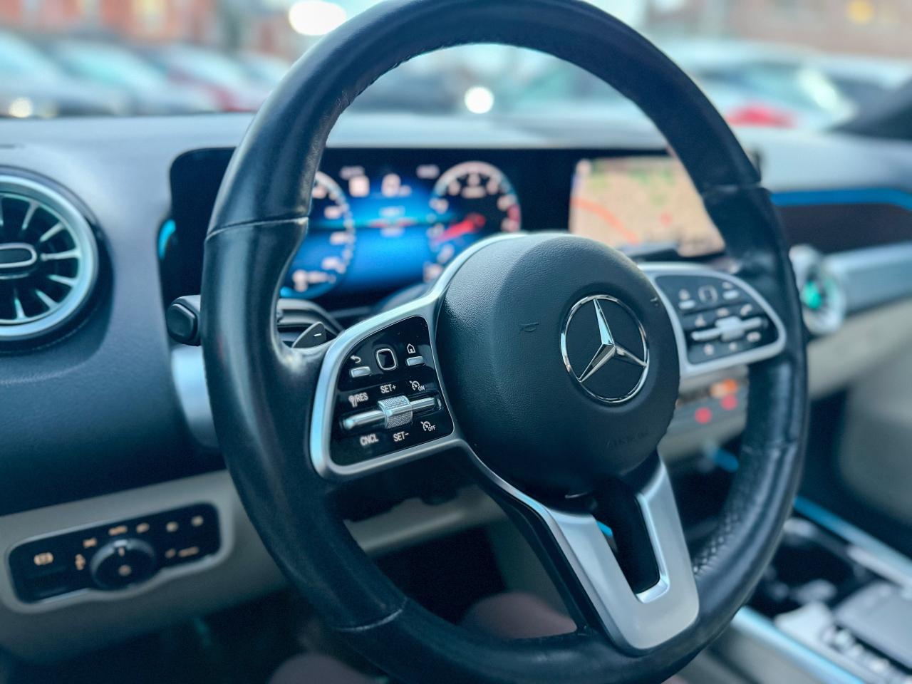 2022 Mercedes-Benz GLB GLB 250 4MATIC SUV Photo