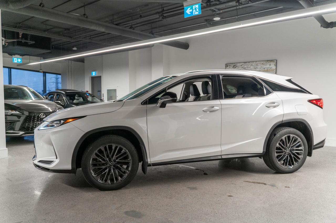 2022 Lexus RX Moonlight Pkg Safety Certified Welcome Trades Photo2