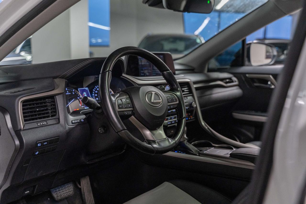 2022 Lexus RX Moonlight Pkg Safety Certified Welcome Trades Photo