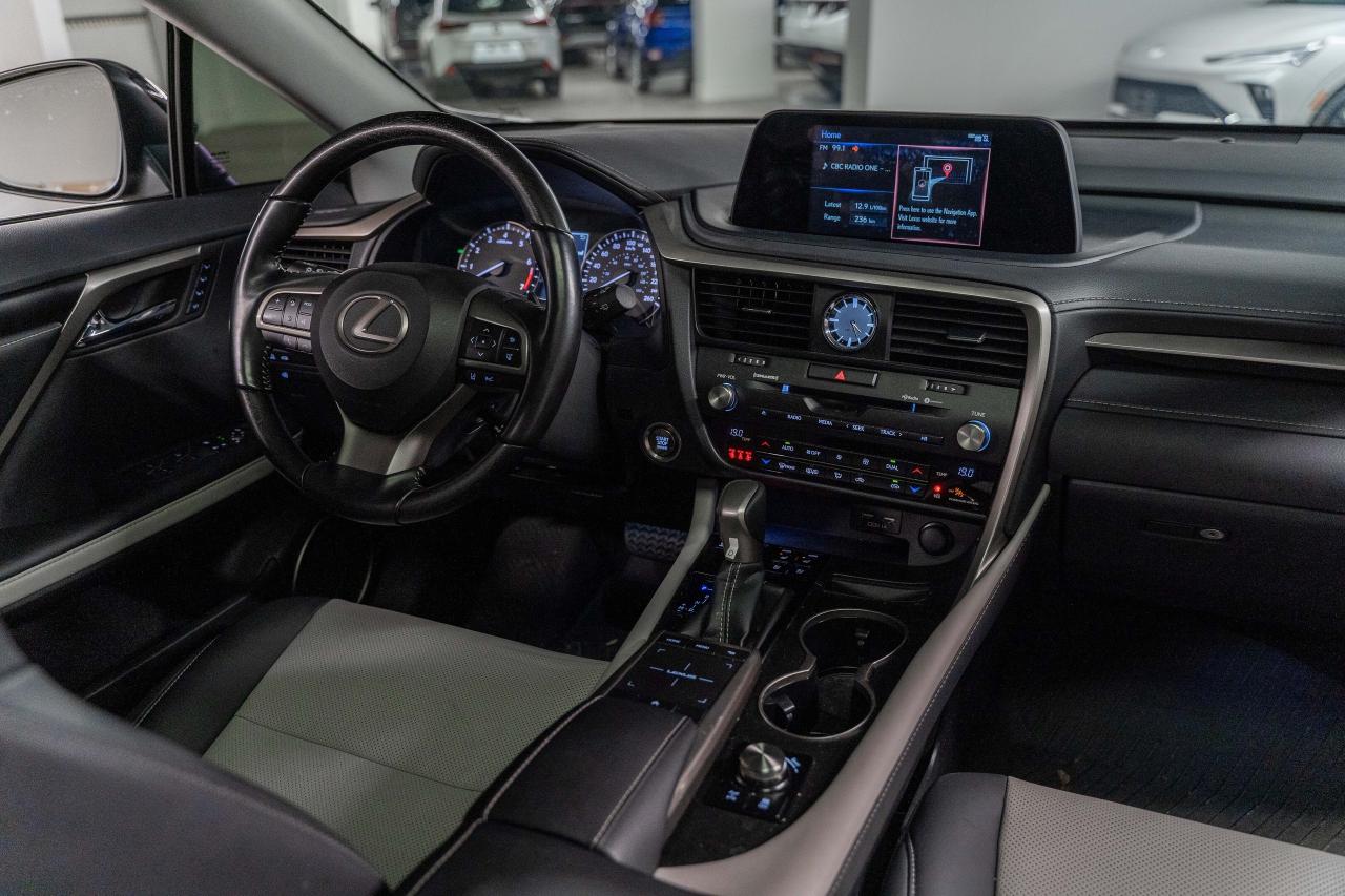 2022 Lexus RX Moonlight Pkg Safety Certified Welcome Trades Photo