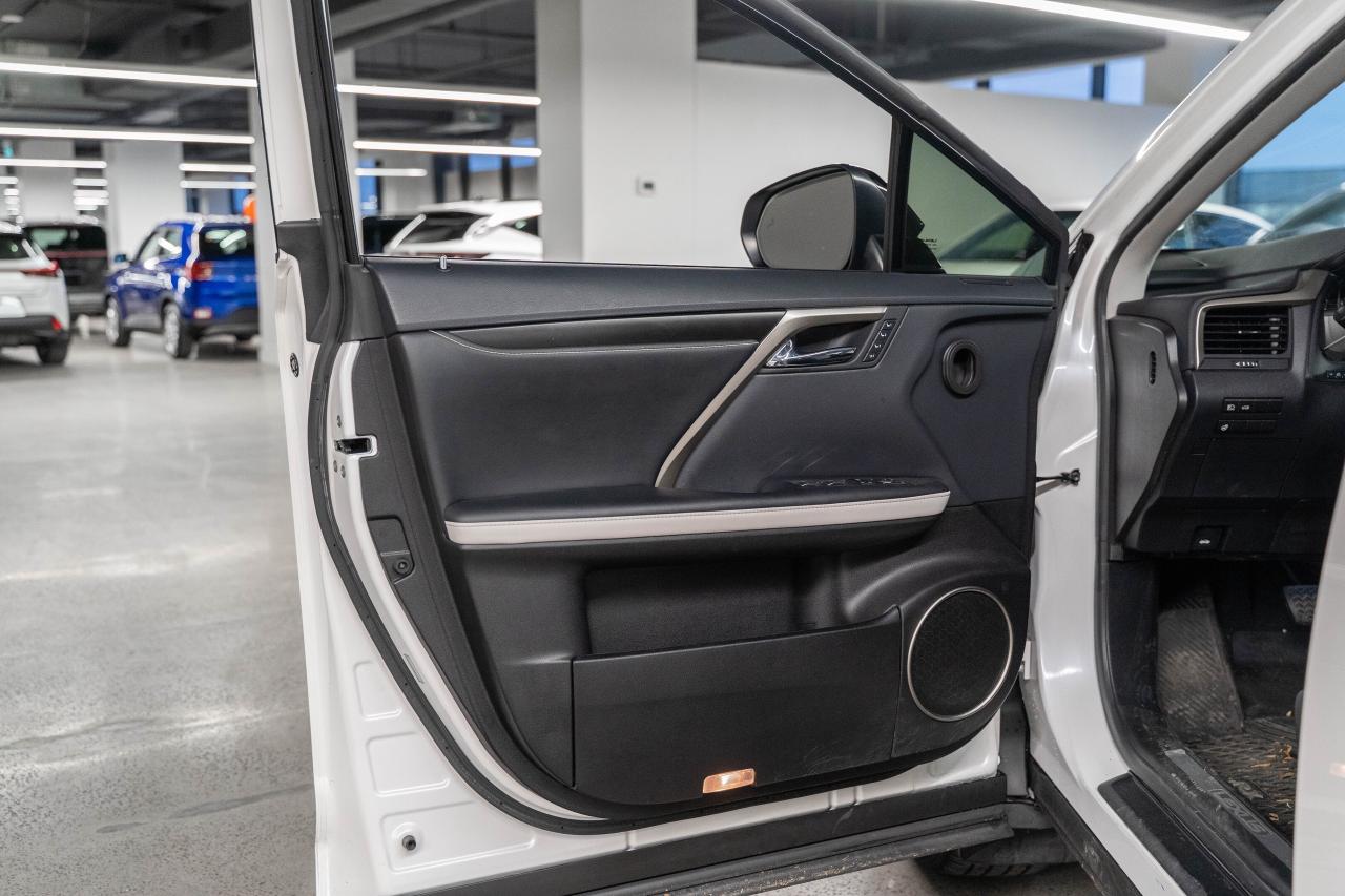 2022 Lexus RX Moonlight Pkg Safety Certified Welcome Trades Photo